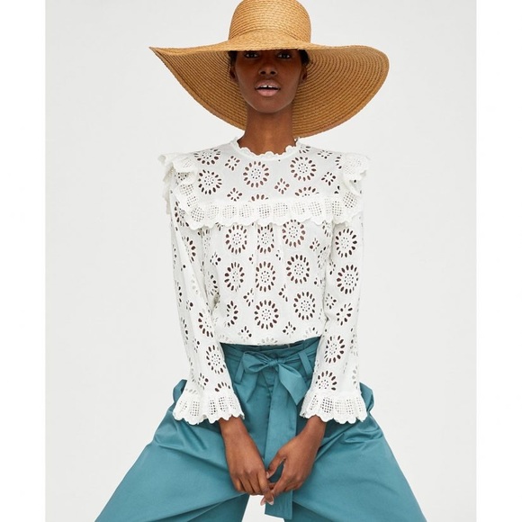 Zara eyelet blouse size M in off white color - Picture 2 of 15